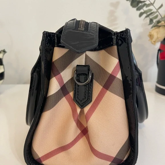 Burberry Classic Nova Check Bag Black - Picture 3 of 16